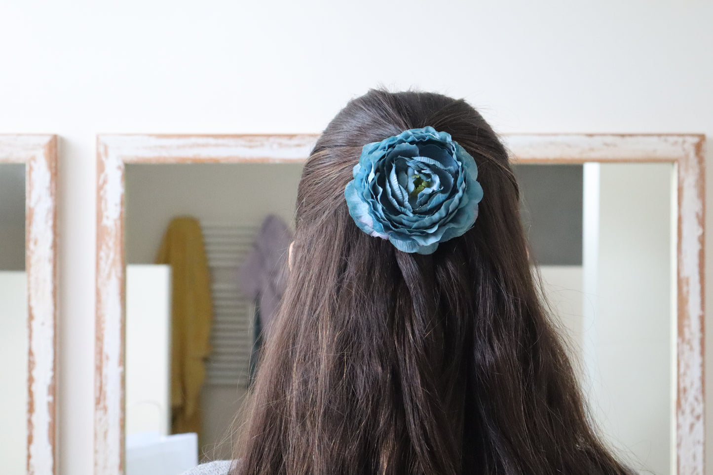 Azalea azul índigo