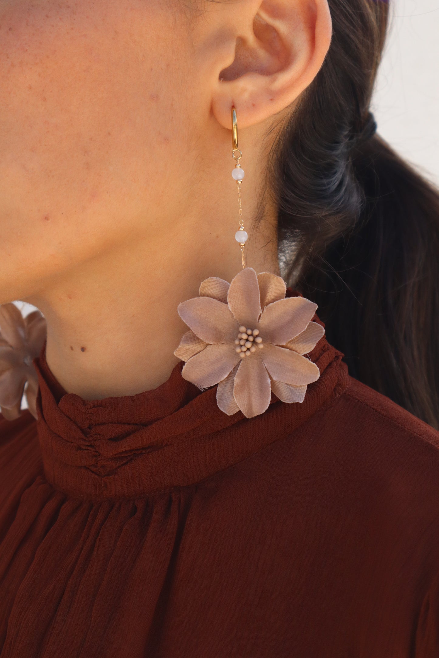 Pendientes Hibiscus Marrón
