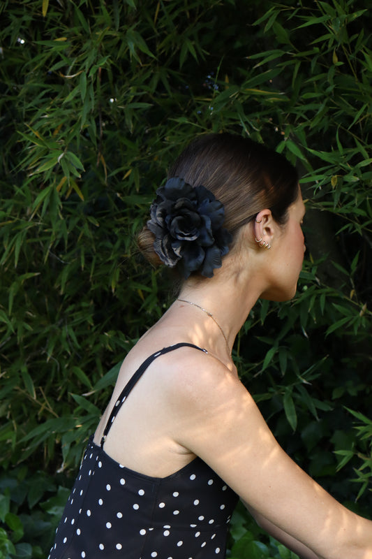 Iris negro